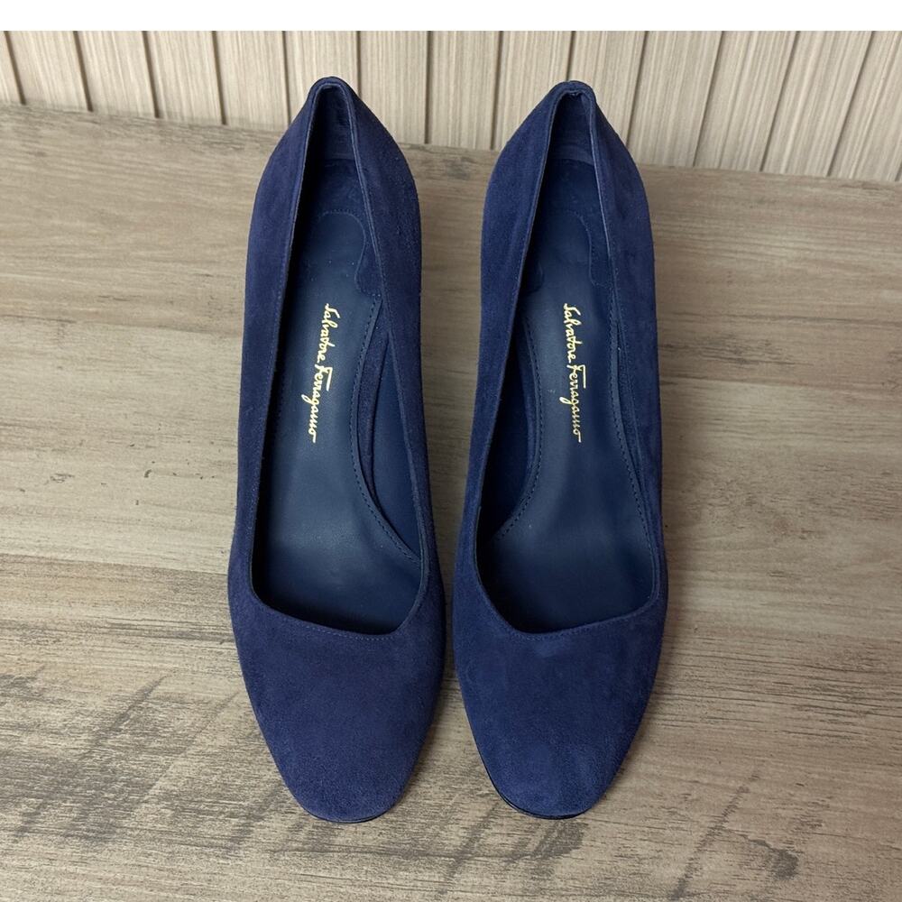 Salvatore Ferragamo 'Arezzo 85' Mirto Suede Calf Leather Heels Size 6.5B - Picture 4 of 13